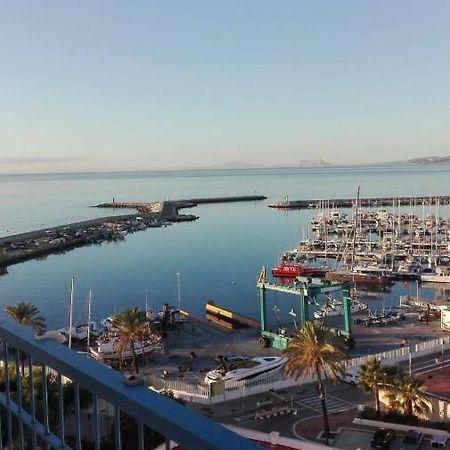 Vista Al Faro Lejlighed Estepona Eksteriør billede